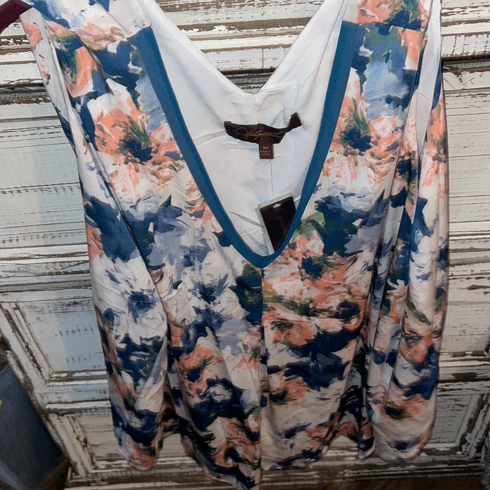 Hsn brand new tags cream blouse with pink and blue flowers size 3x
